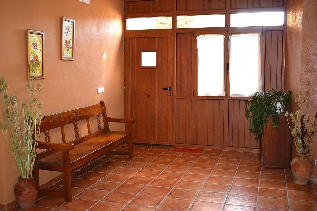 La Primavera Nuez Luaran gambar